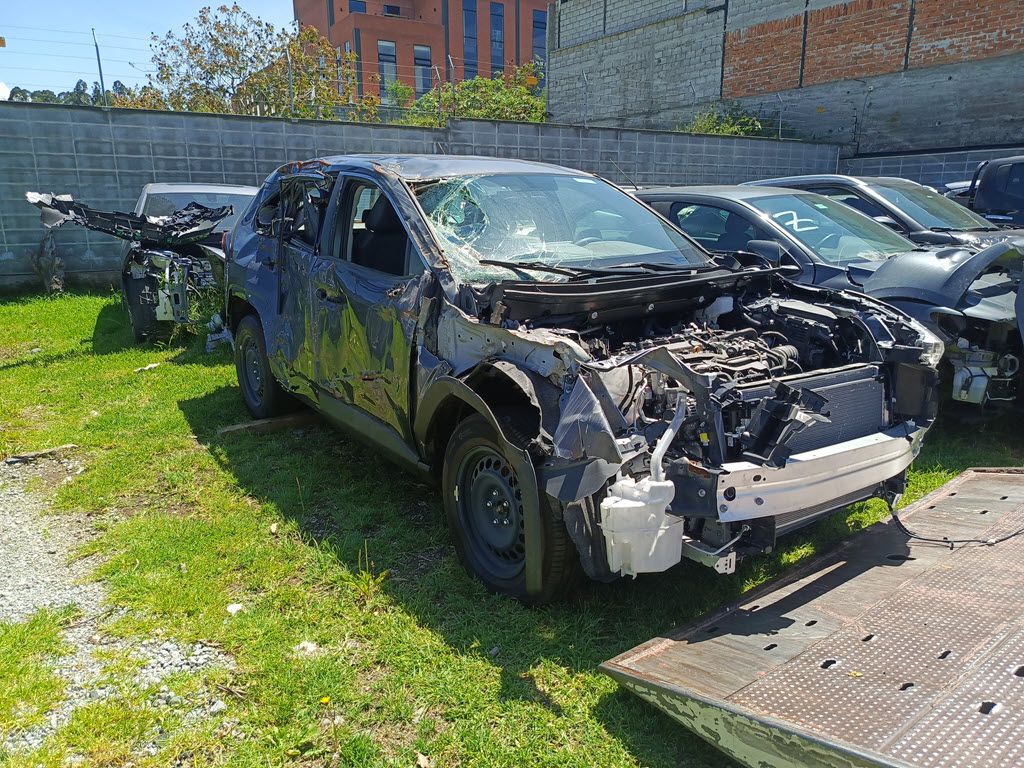 TOYOTA RAV4 CVT AC 2.0 5P 4X2 TA