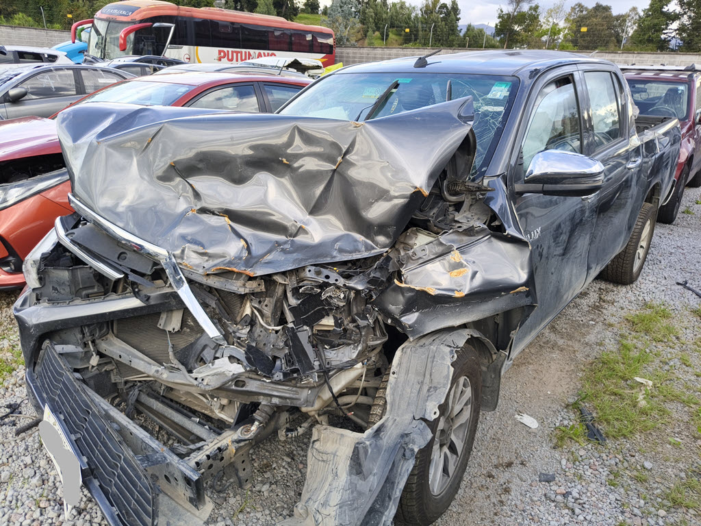 TOYOTA HILUX 2.7 CD 4X2 TM